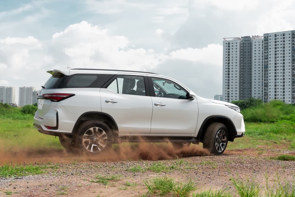 ngoai-that-fortuner-2021-6-1