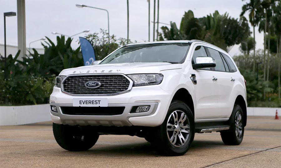 Thuê-xe-Ford-Everest-2021-